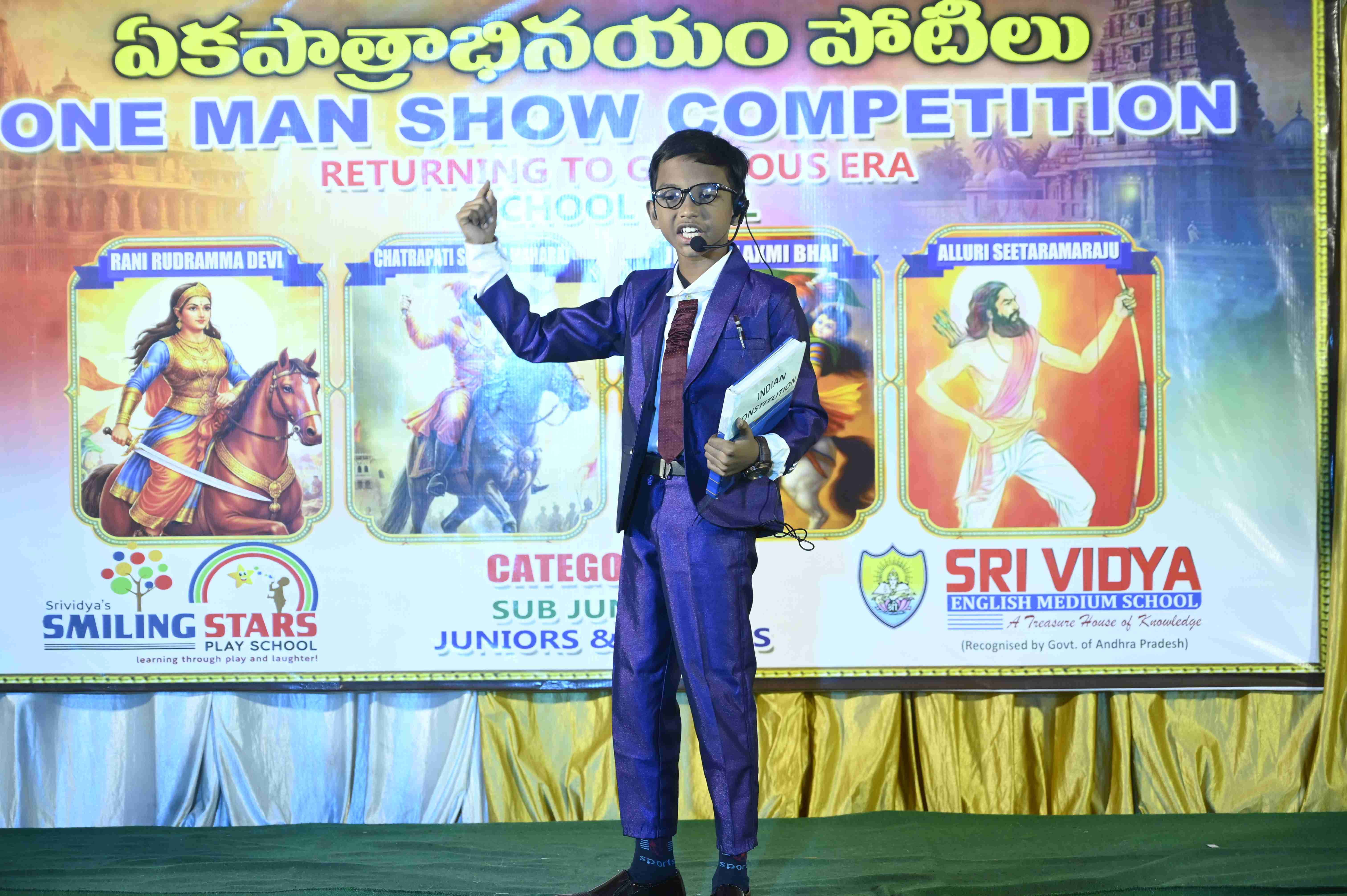 ONE MAN SHOW - 2026 - 12